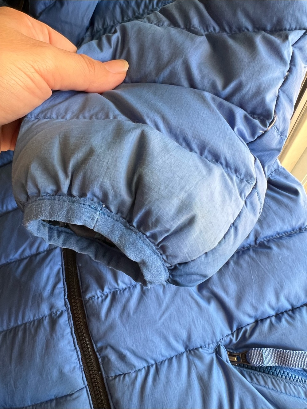 Patagonia Jacket Boys Blue Reversible Down Sweater Hoody Puffer Size M10 - Picture 5 of 11